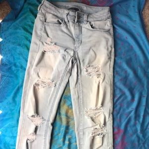 High rise destroyed American Eagle jeggings